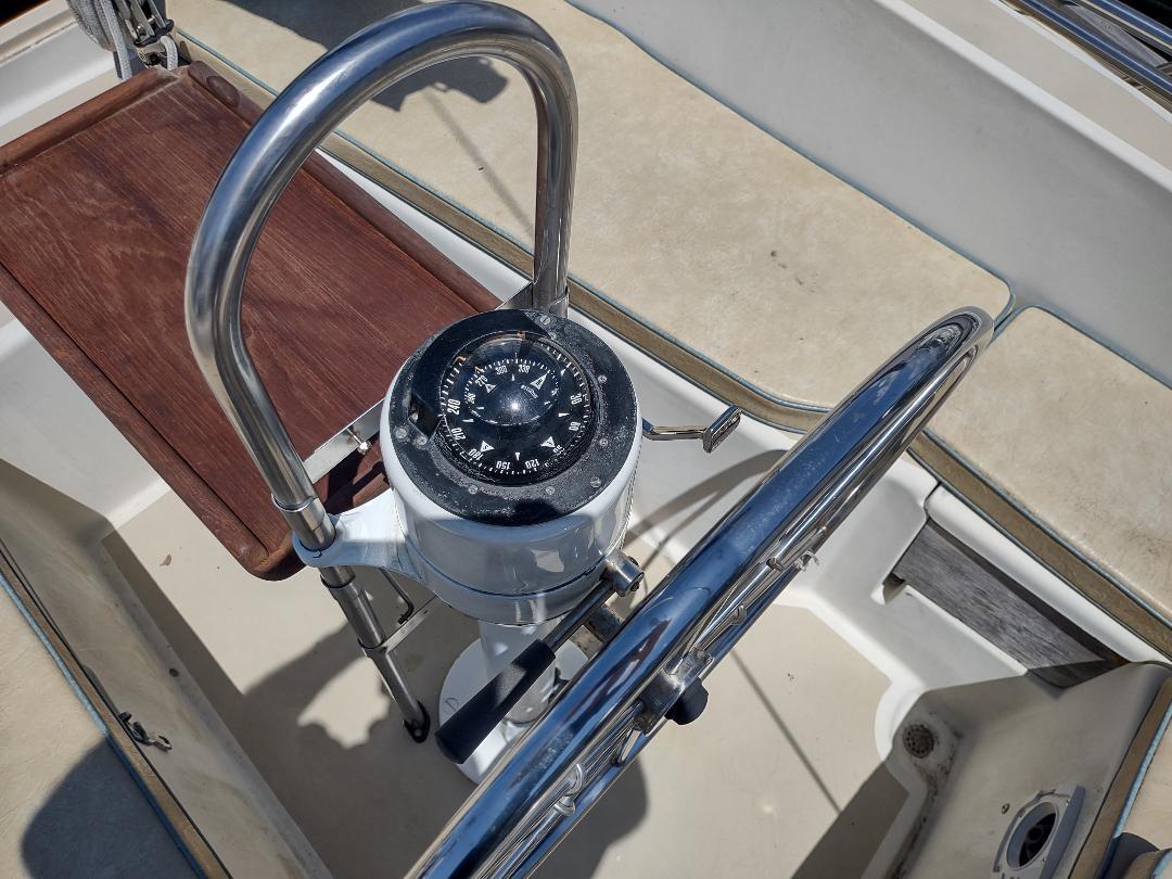 Slide: The Image of O'Day Sloop 1979 - 6