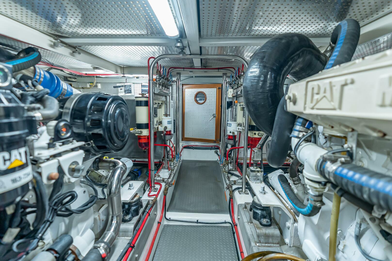 Slide: The Image of Offshore Yachts 54 Motor Yacht 2004 - 5482958