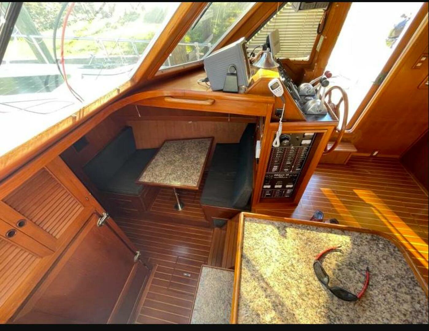 Slide: The Image of Offshore Yachts CPMY 1987 - 5095496