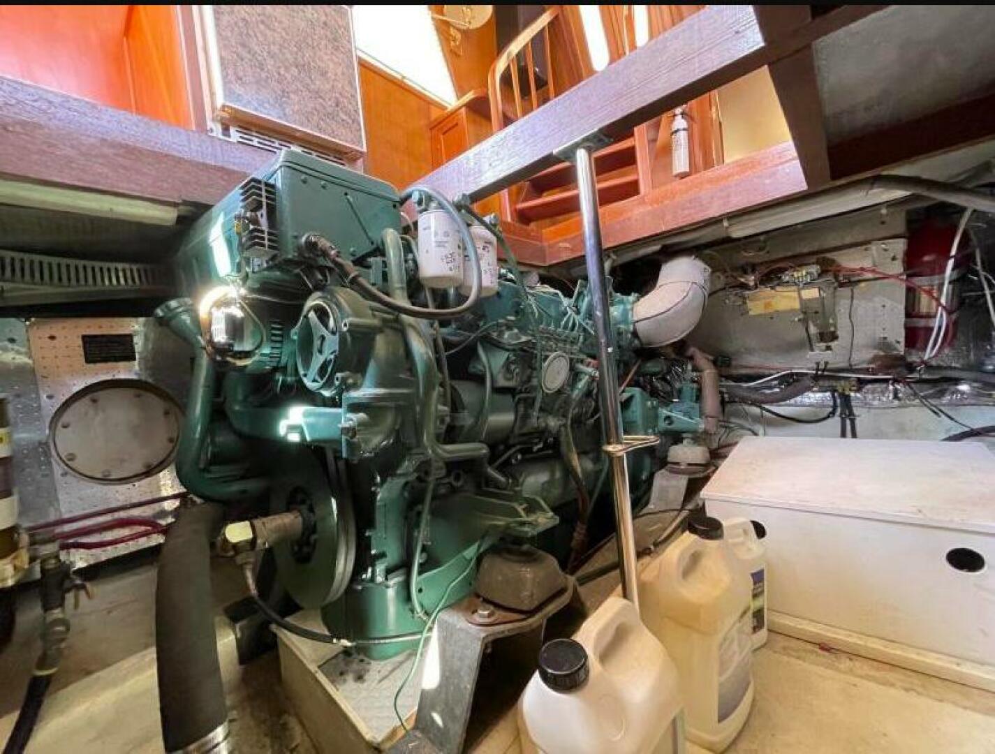 Slide: The Image of Offshore Yachts CPMY 1987 - 5095512