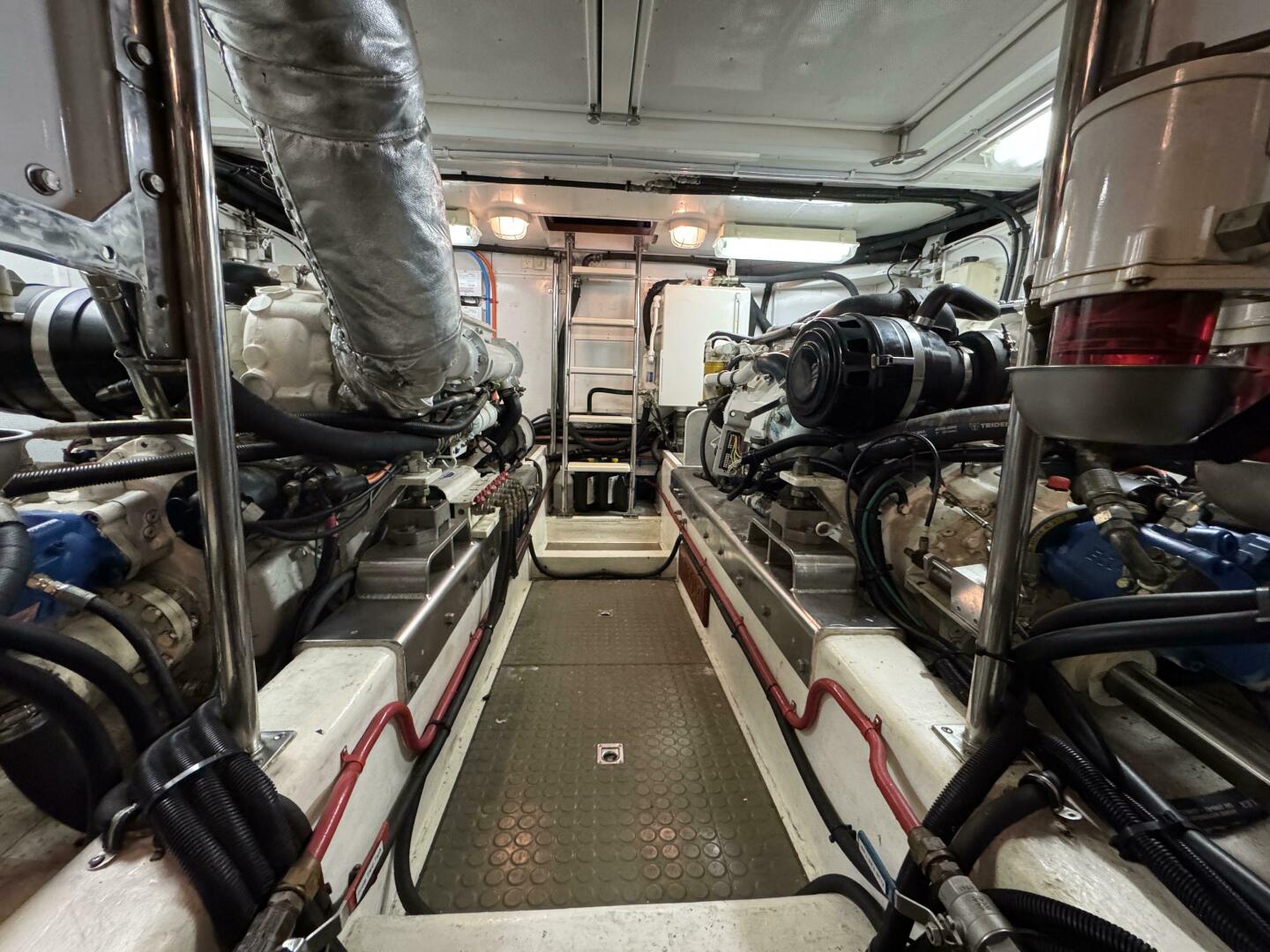Slide: The Image of Offshore Yachts Pilothouse 2005 - 5086452