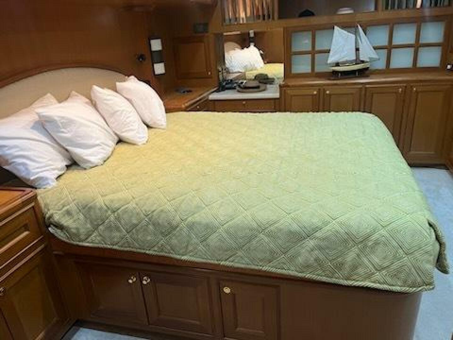 Slide: The Image of Master Stateroom - 4215099