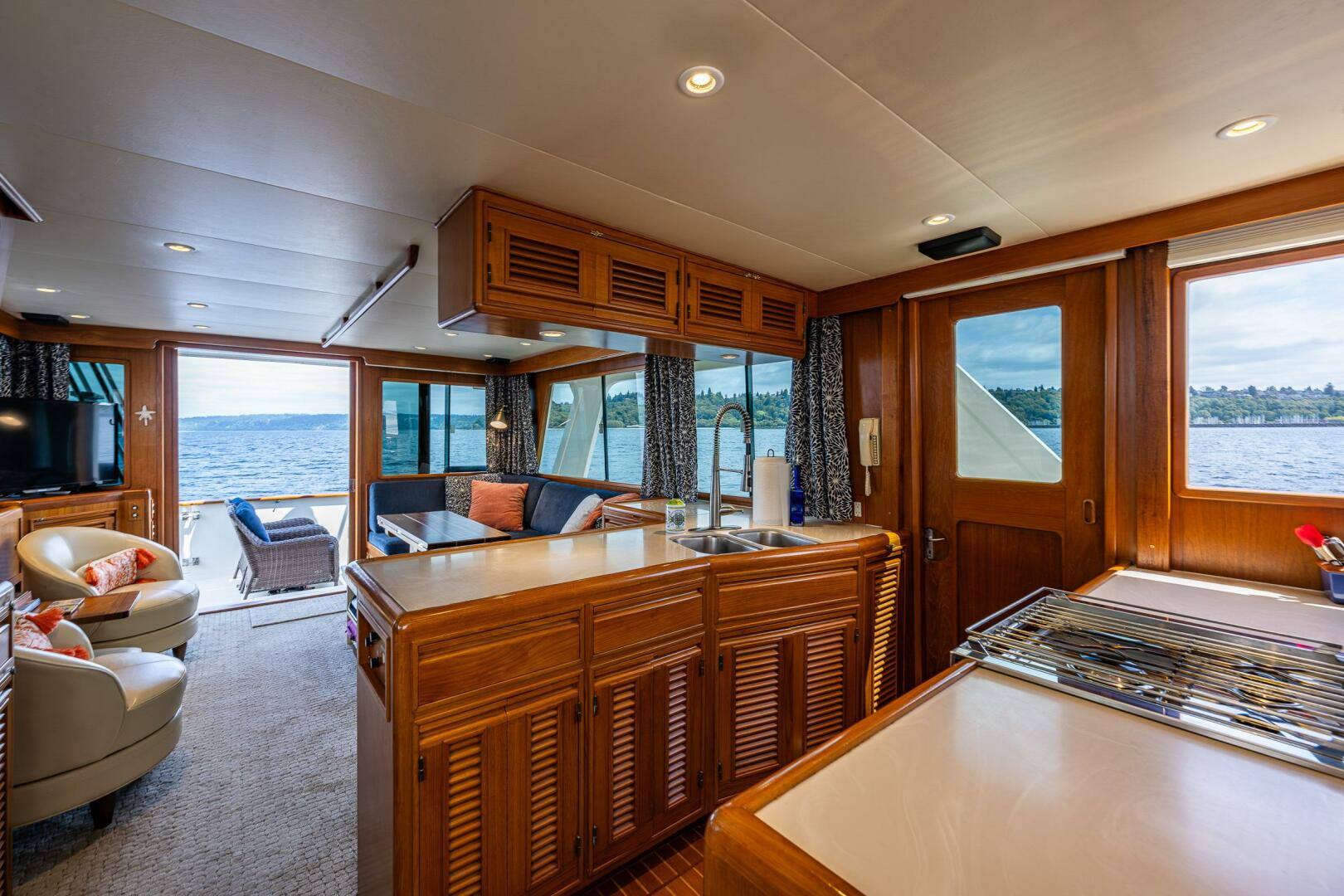 Slide: The Image of Offshore Yachts Sedan 1997 - 5317020