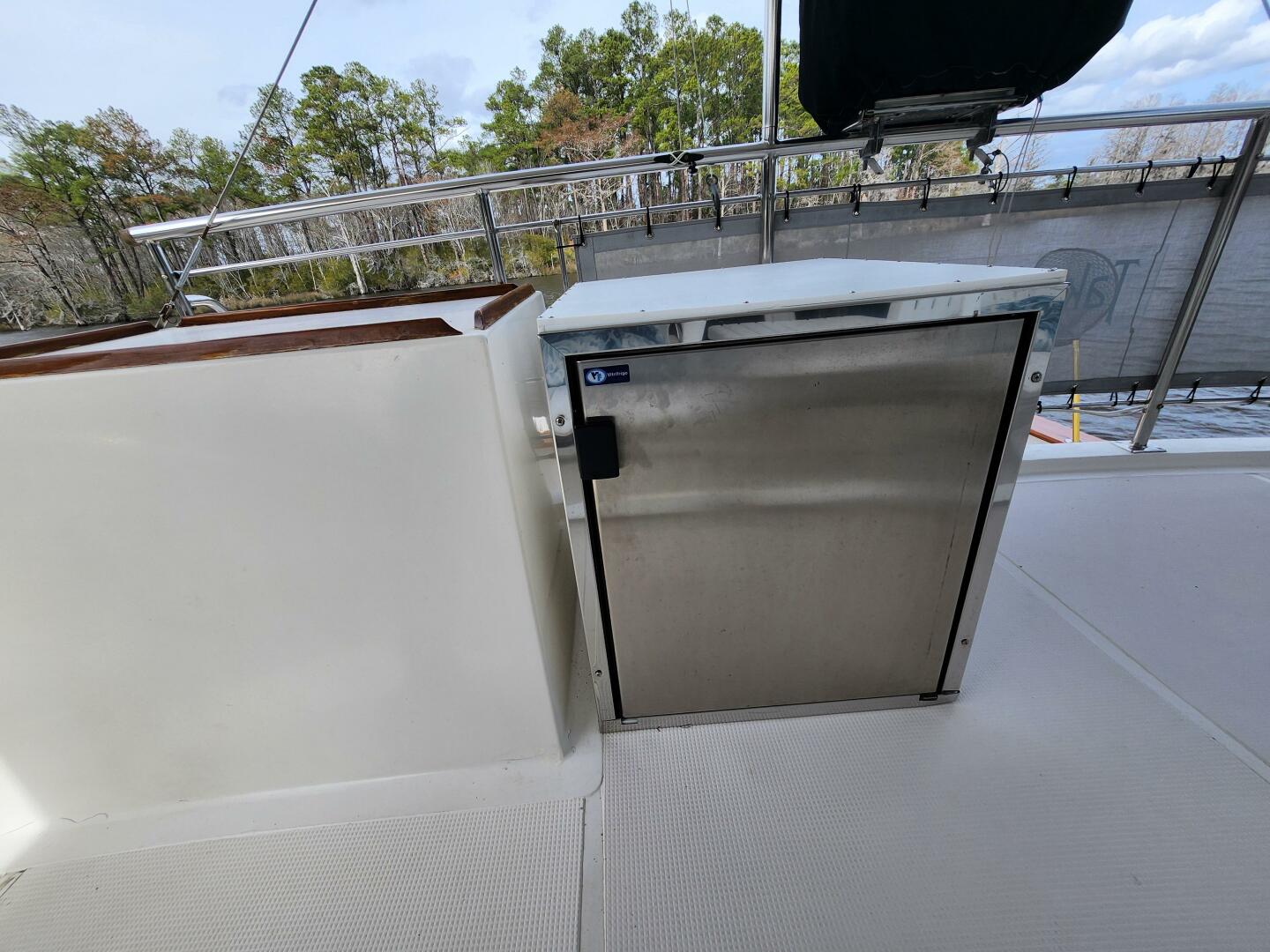 Slide: The Image of Outside Refrigerator - 4204702
