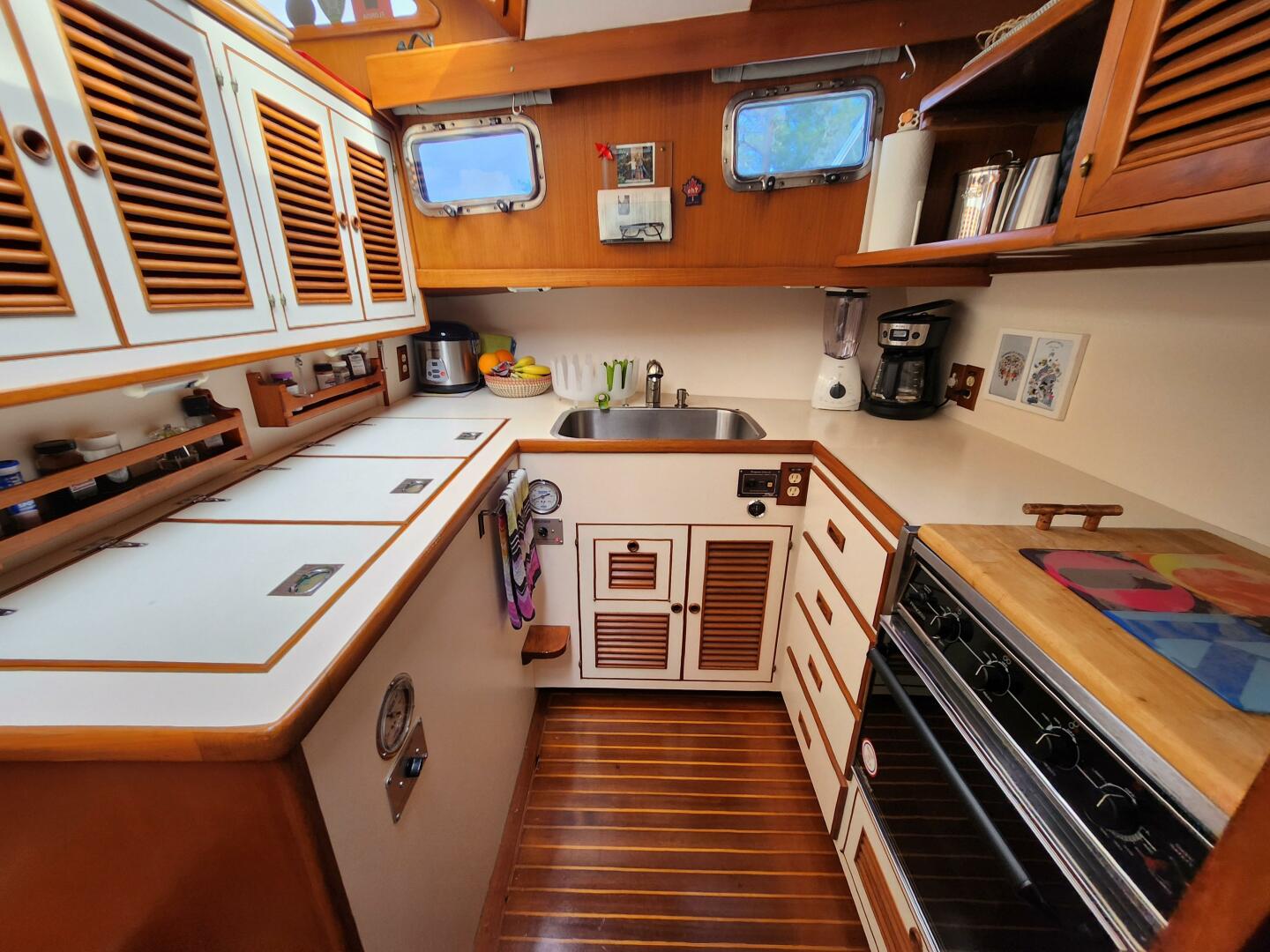 Slide: The Image of Galley - 4204576
