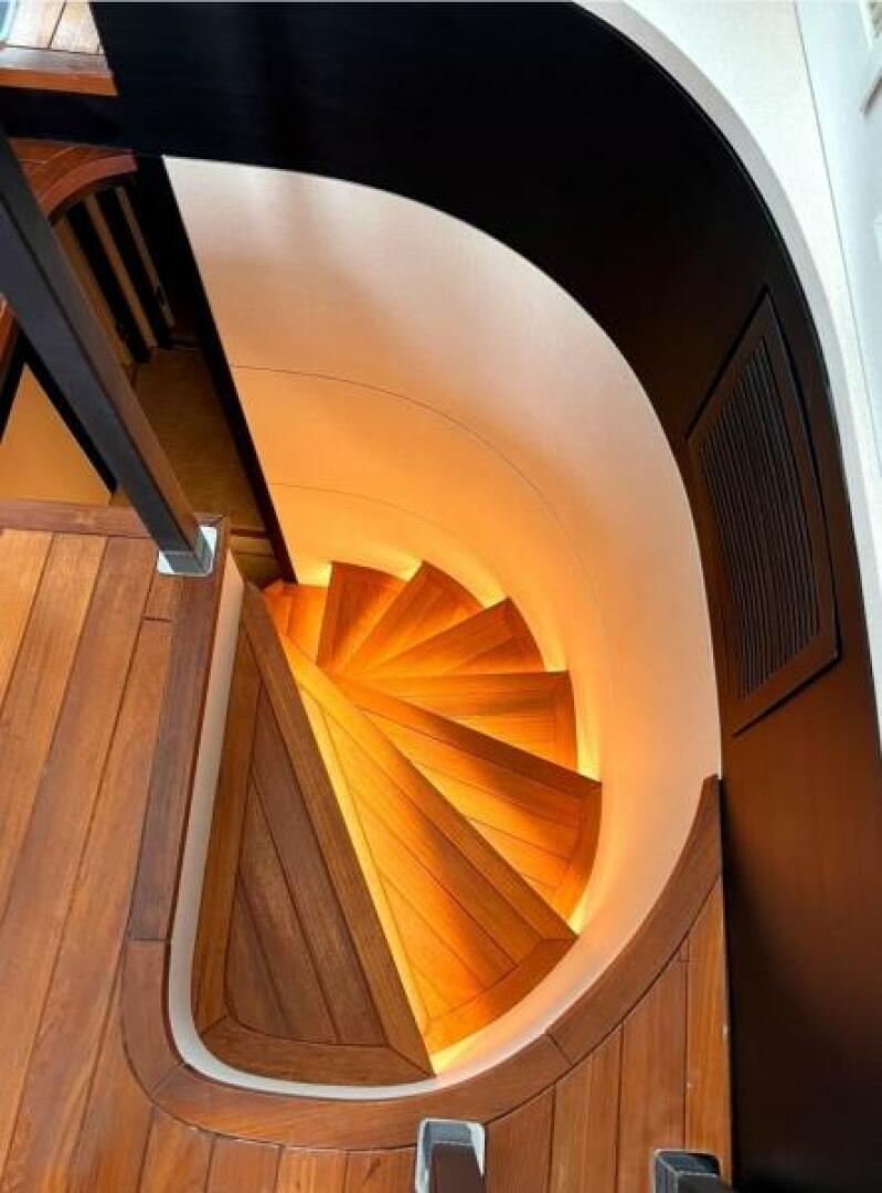 Slide: The Image of Okean 50X - Quixotic - Staircase 2020 Okean 50X Flybridge - Quixotic - 4890590