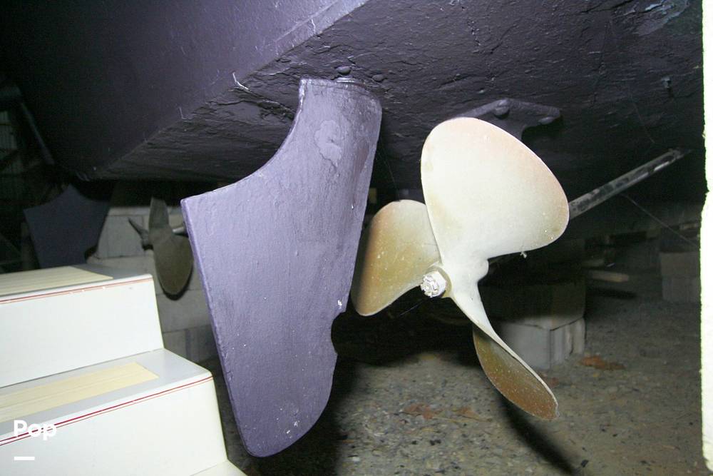Slide: The Image of Prop / Rudder - 21