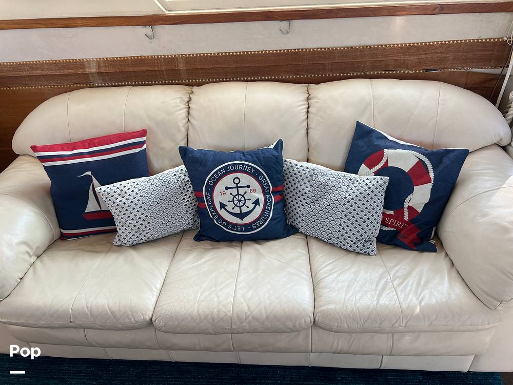 Slide: The Image of Couch Aft Cabin - 14669092