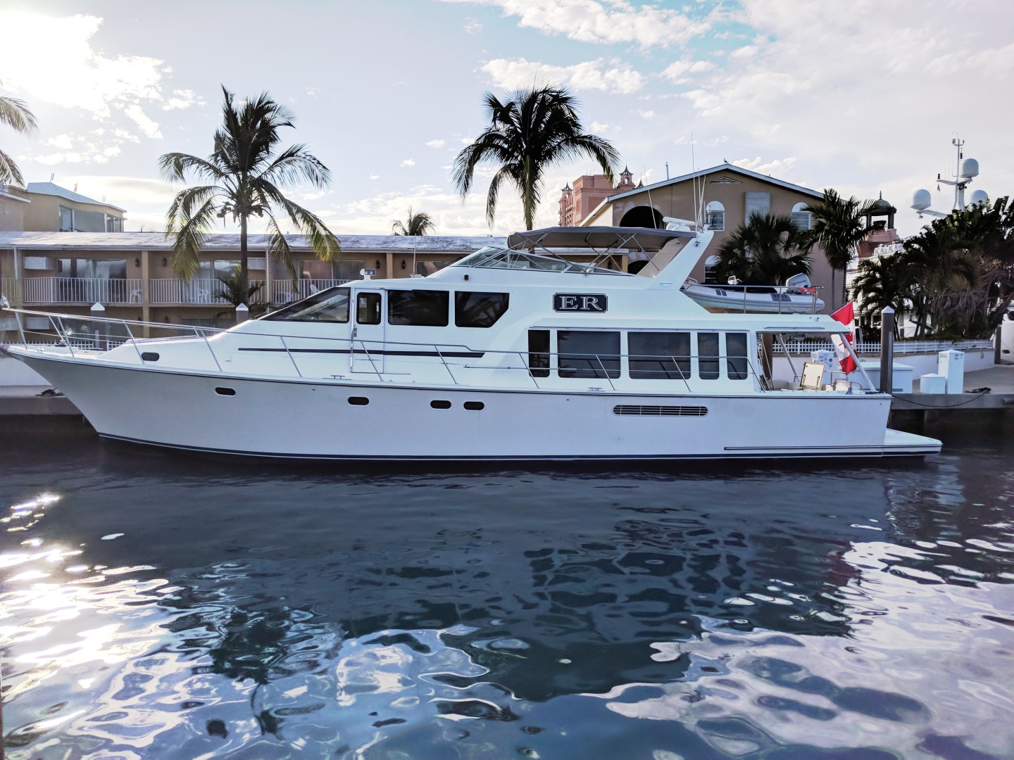 Slide: The Image of Pacific Mariner 65 Motoryacht 2000 - 1746443