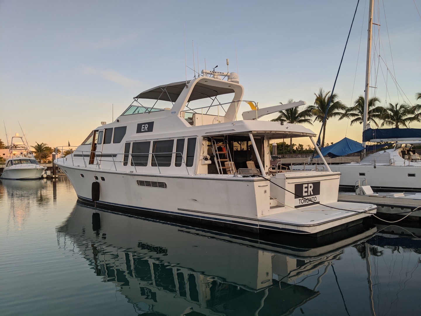 Slide: The Image of Pacific Mariner 65 Motoryacht 2000 - 1746444