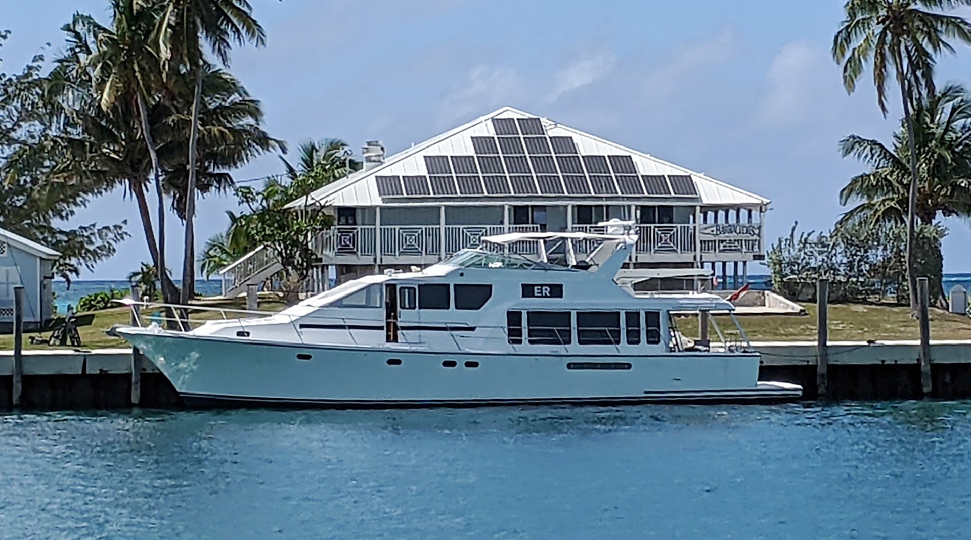 Slide: The Image of Pacific Mariner 65 Motoryacht 2000 - 1746446