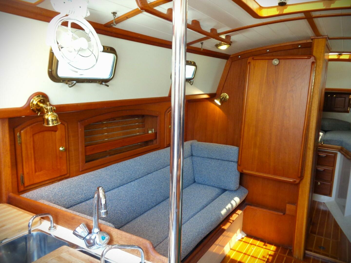 Slide: The Image of Pacific Seacraft 34 1998 - 5274099