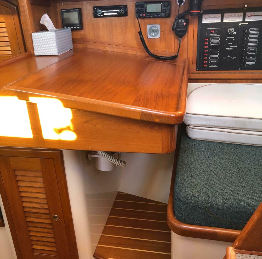 Slide: The Image of Pacific Seacraft 34 Cutter 2000 - 4907257