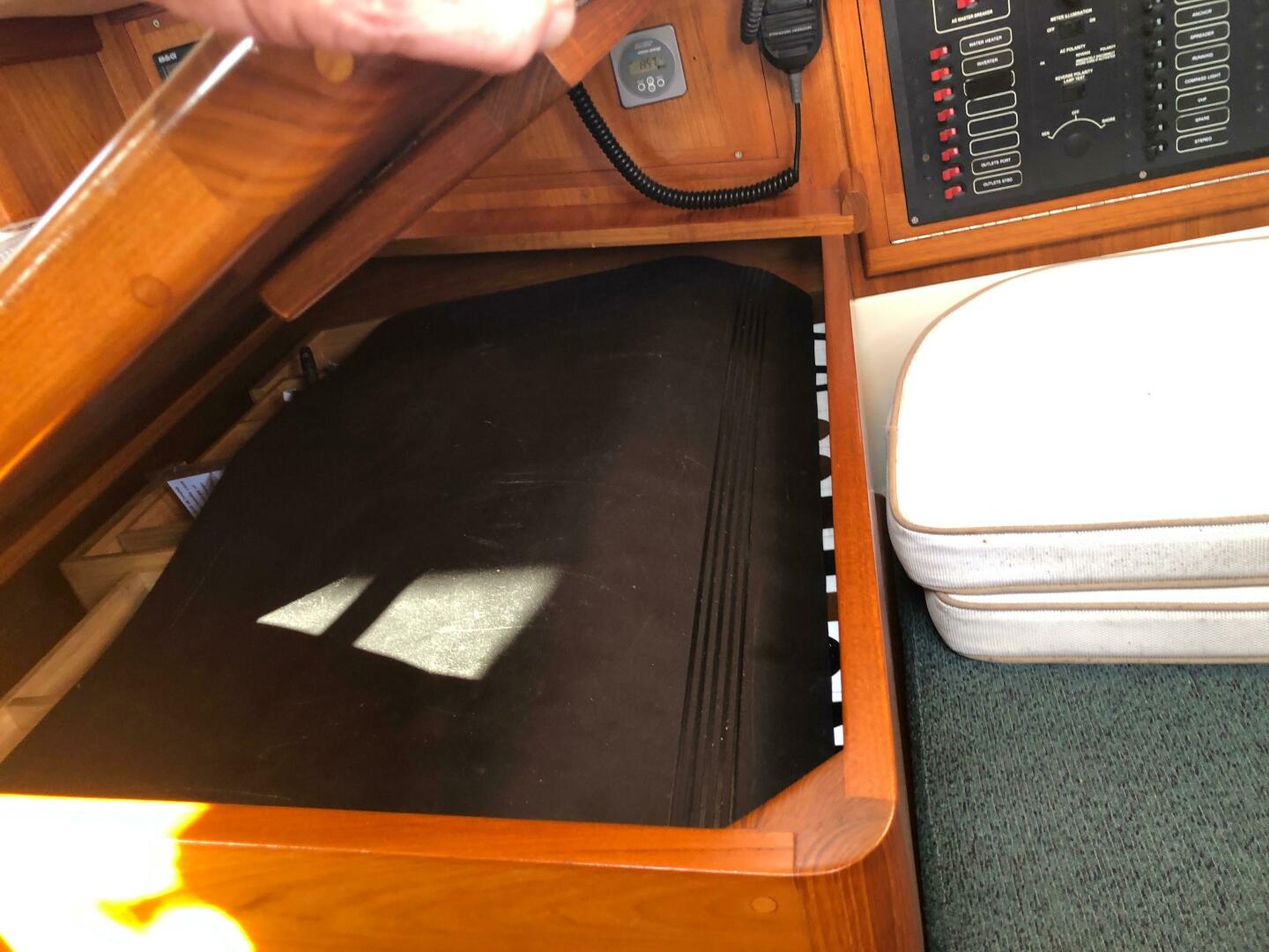 Slide: The Image of Pacific Seacraft 34 Cutter 2000 - 4907258