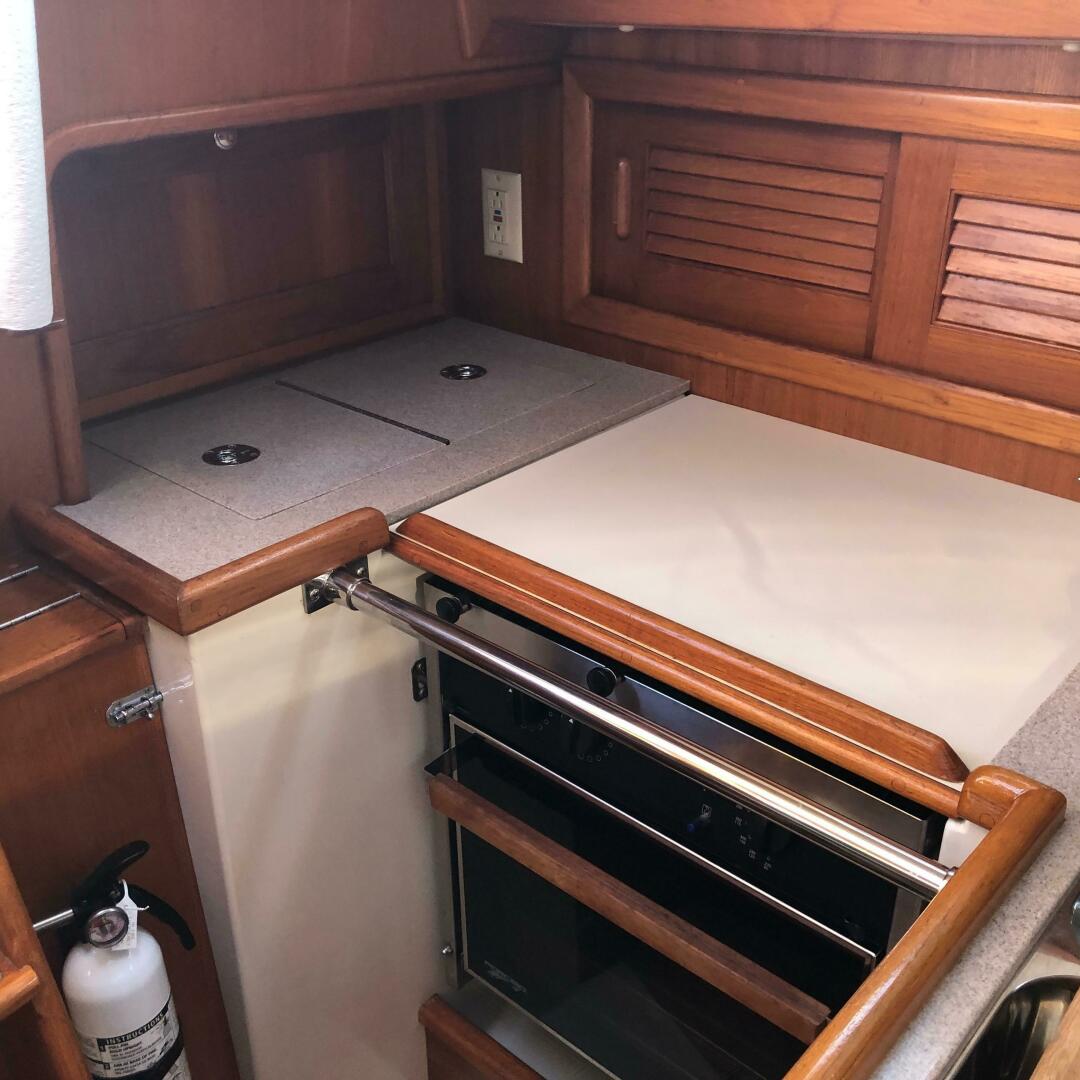 Slide: The Image of Pacific Seacraft 34 Cutter 2000 - 4907272