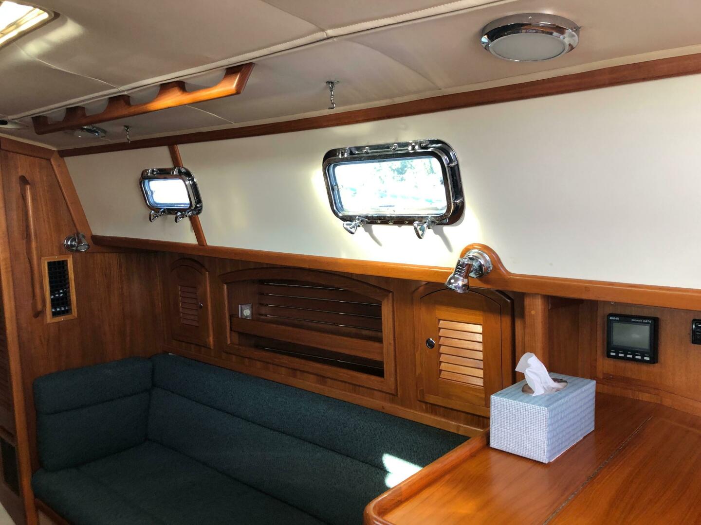Slide: The Image of Pacific Seacraft 34 Cutter 2000 - 4907280
