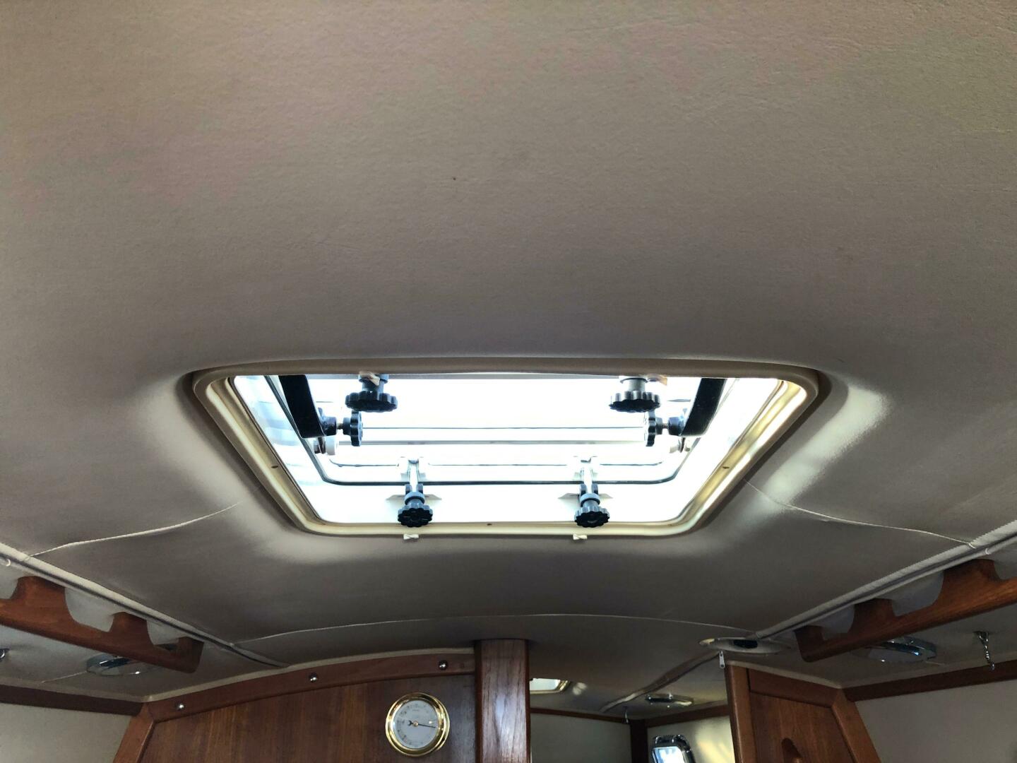 Slide: The Image of Pacific Seacraft 34 Cutter 2000 - 4907282