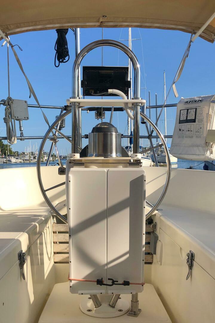 Slide: The Image of Pacific Seacraft 34 Cutter 2000 - 4907283