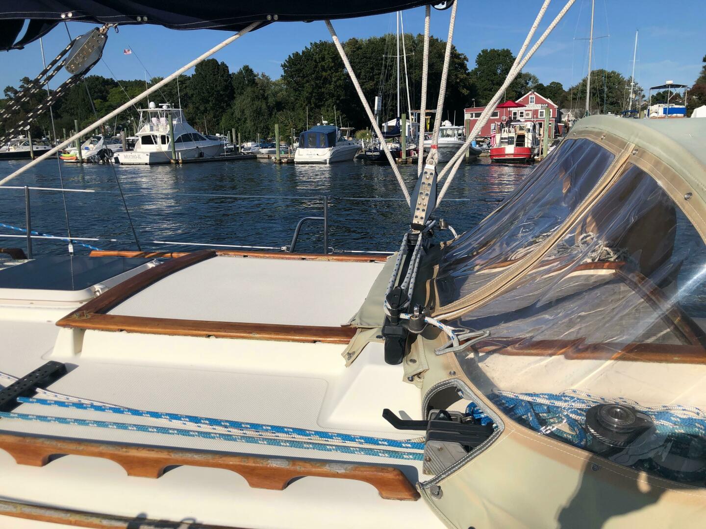 Slide: The Image of Pacific Seacraft 34 Cutter 2000 - 4907160