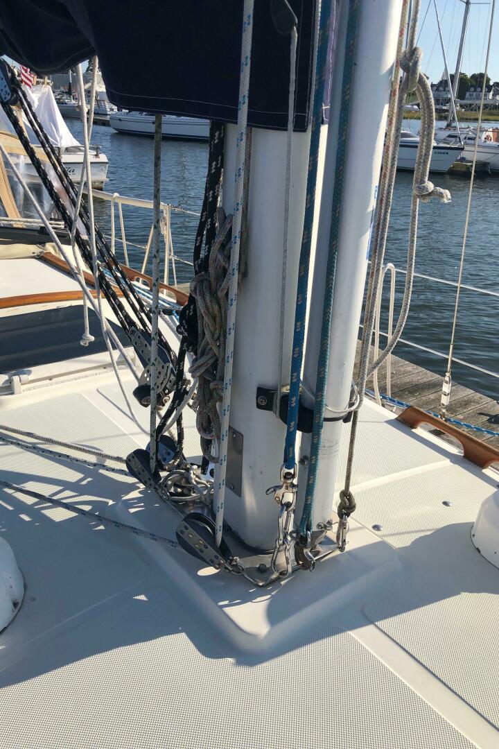Slide: The Image of Pacific Seacraft 34 Cutter 2000 - 4907183