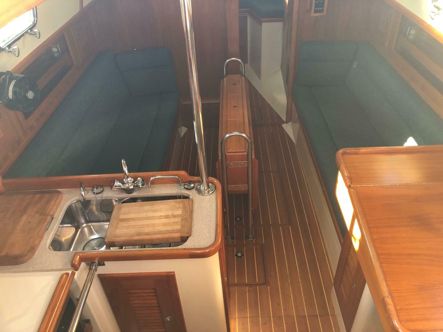 Slide: The Image of Pacific Seacraft 34 Cutter 2000 - 4907229