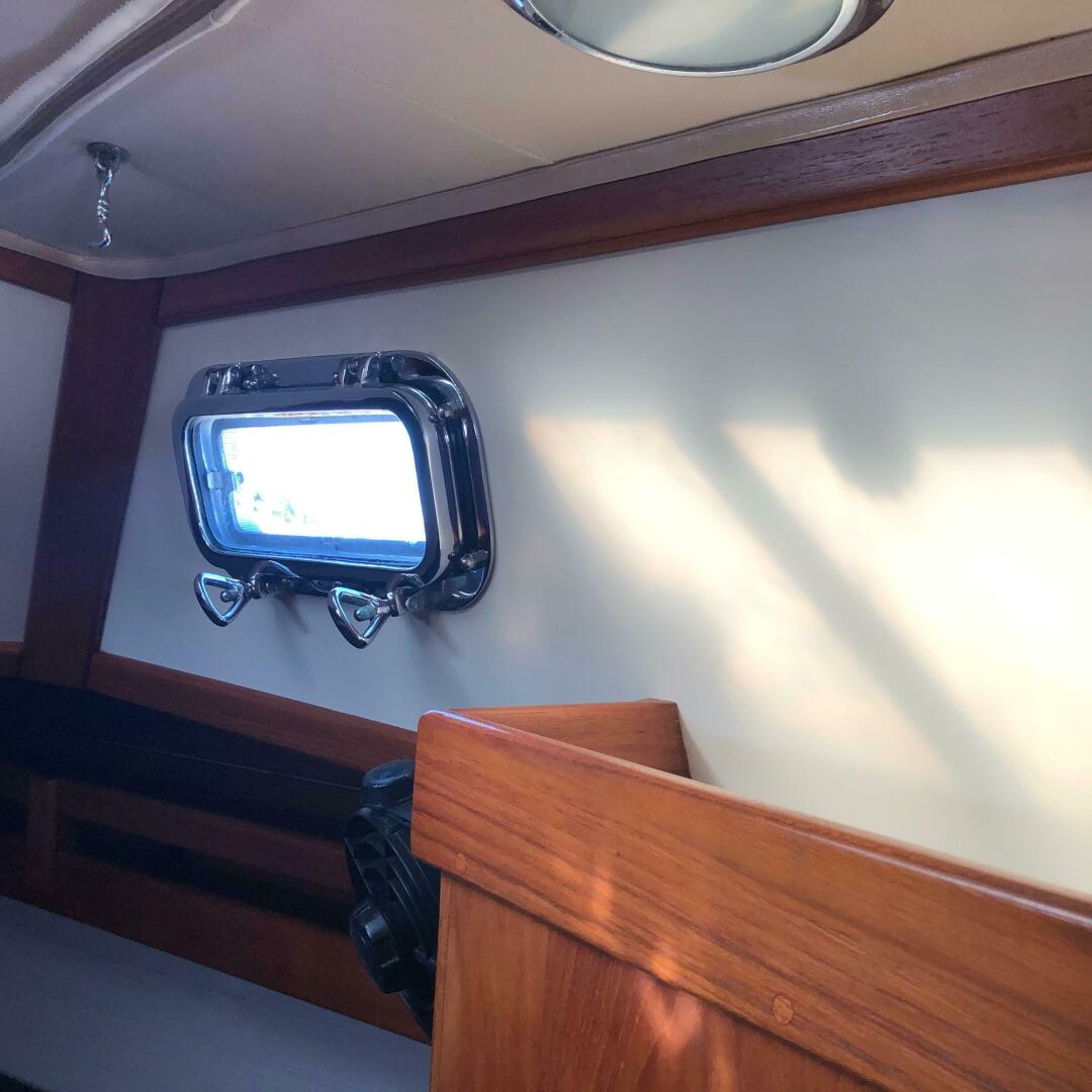 Slide: The Image of Pacific Seacraft 34 Cutter 2000 - 4907235
