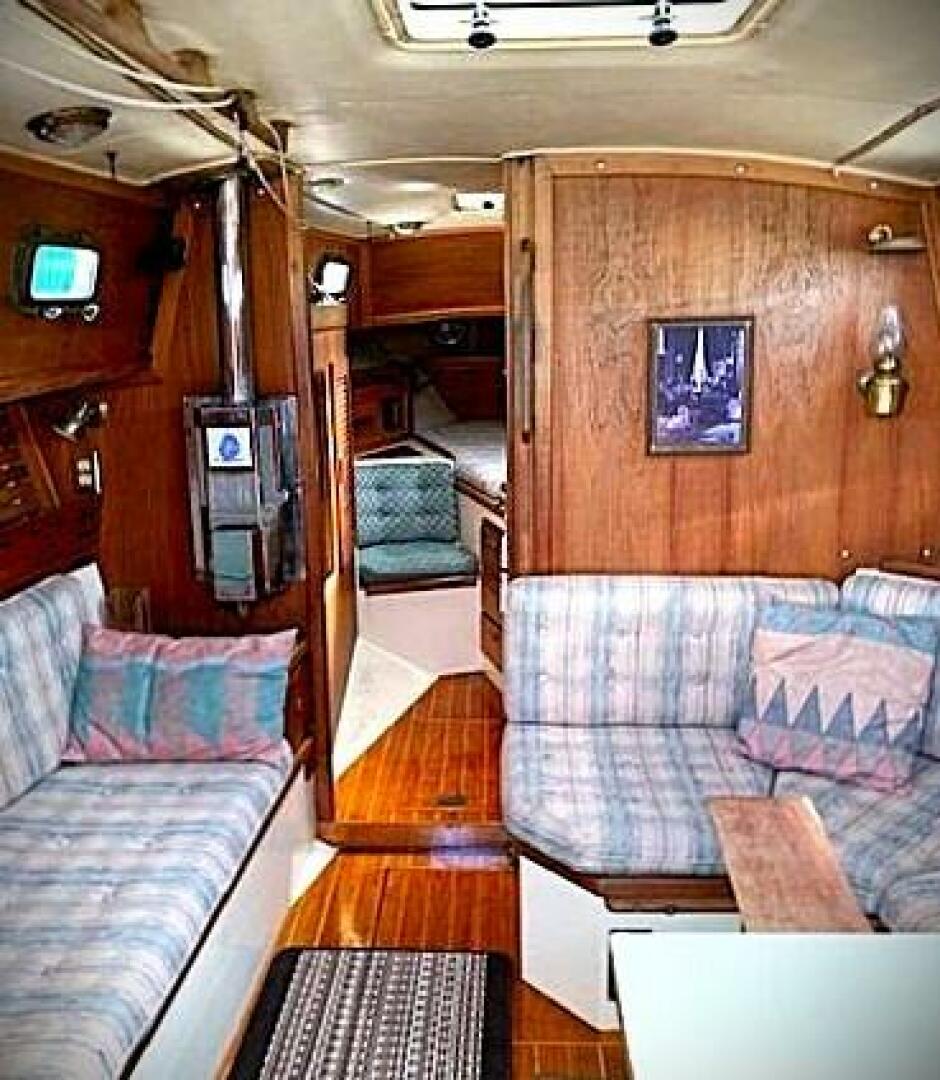 Slide: The Image of Pacific Seacraft 37 1990 - 4728402