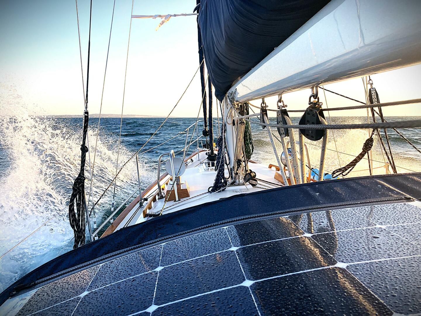 Slide: The Image of Pacific Seacraft 37 2000 - 4864925