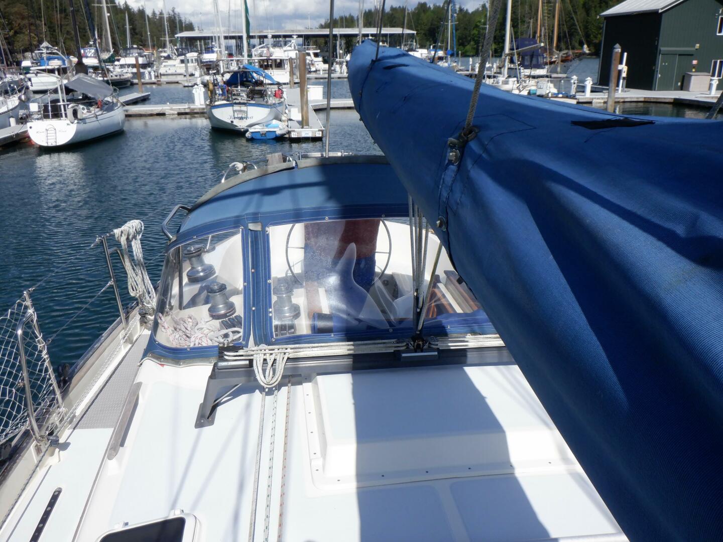 Slide: The Image of Pacific Seacraft 40 1998 - 5366492