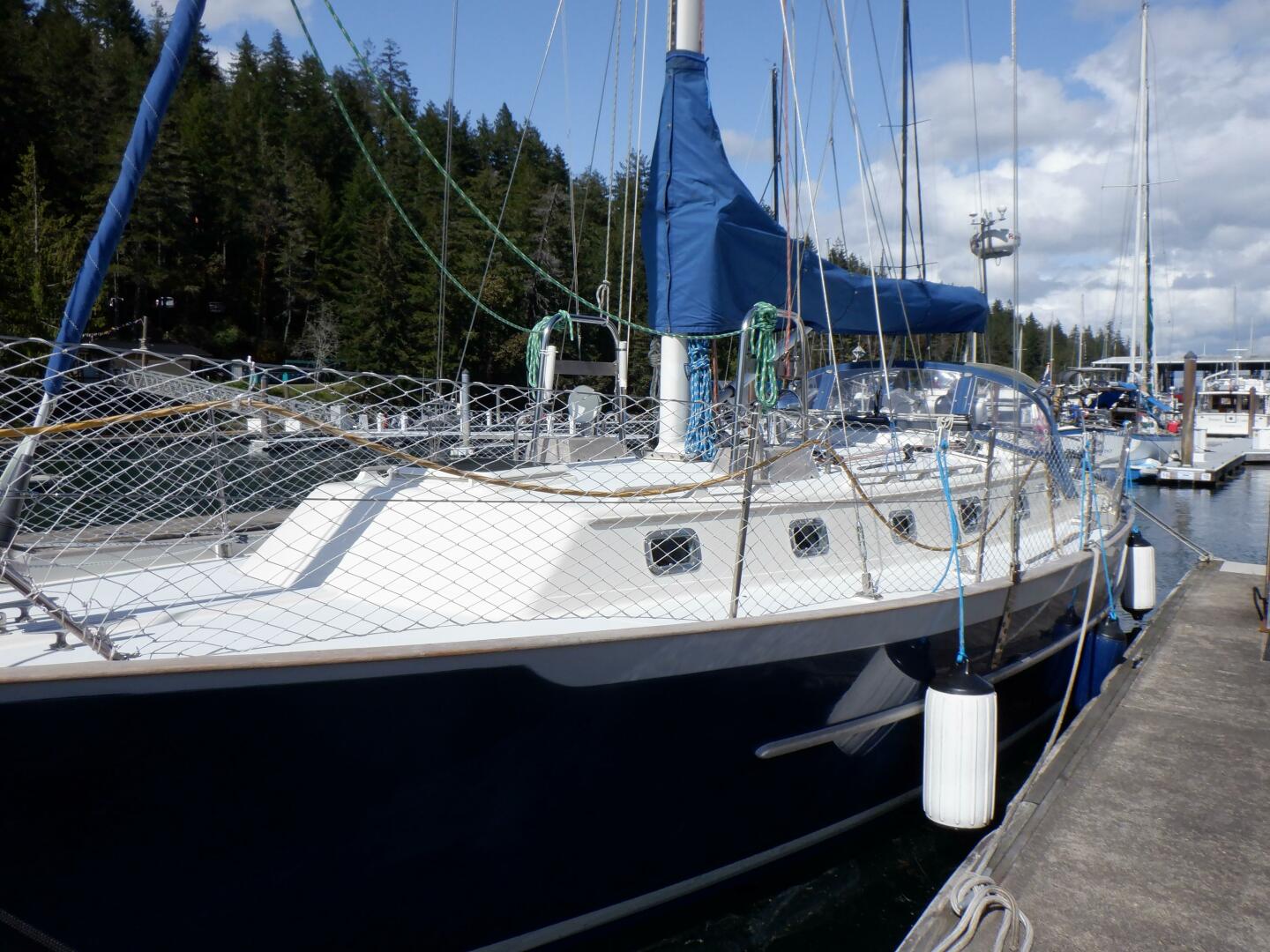 Slide: The Image of Pacific Seacraft 40 1998 - 5366511