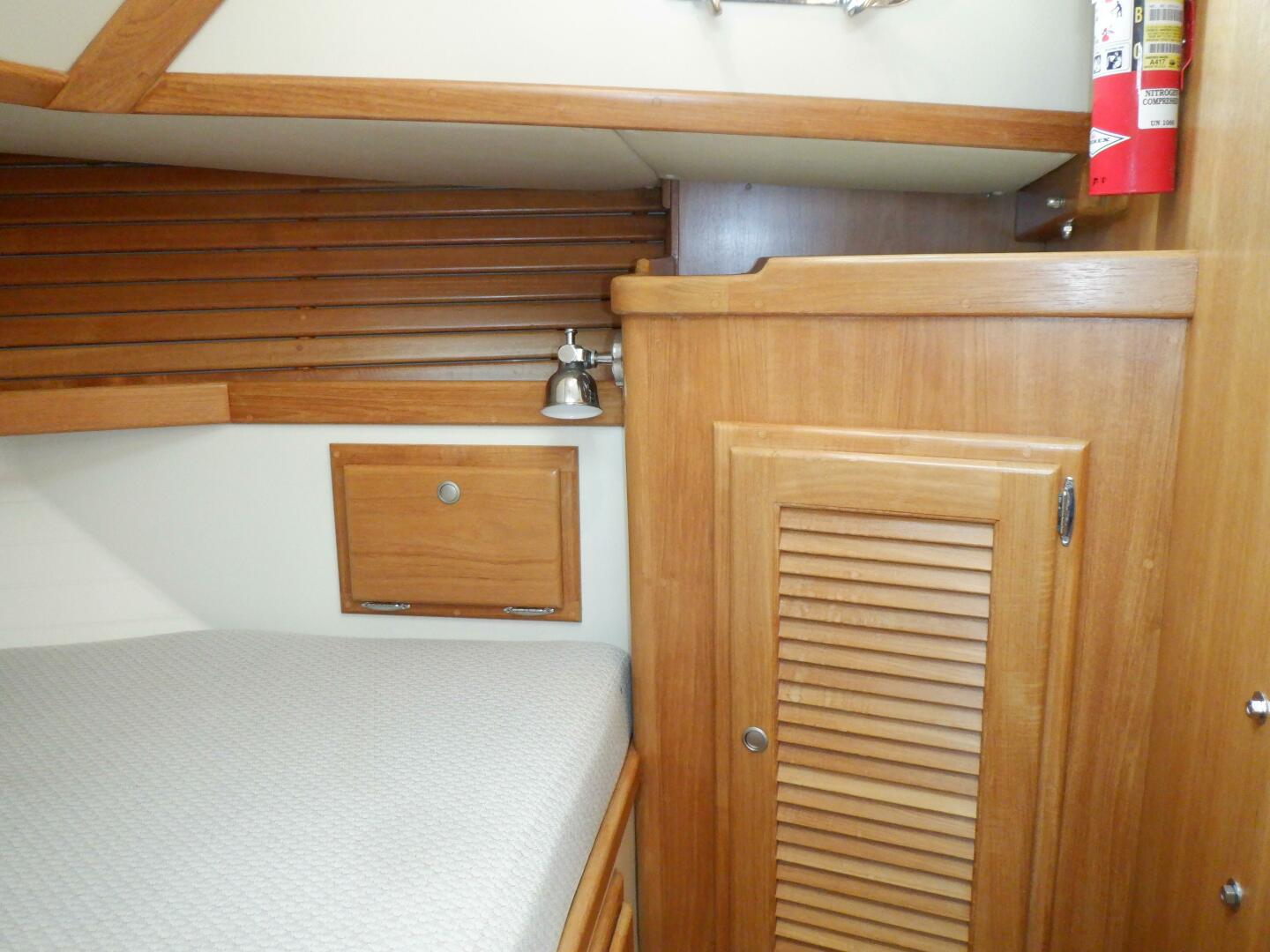 Slide: The Image of Pacific Seacraft 40 1998 - 5366517