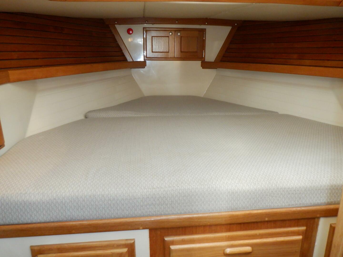 Slide: The Image of Pacific Seacraft 40 1998 - 5366519