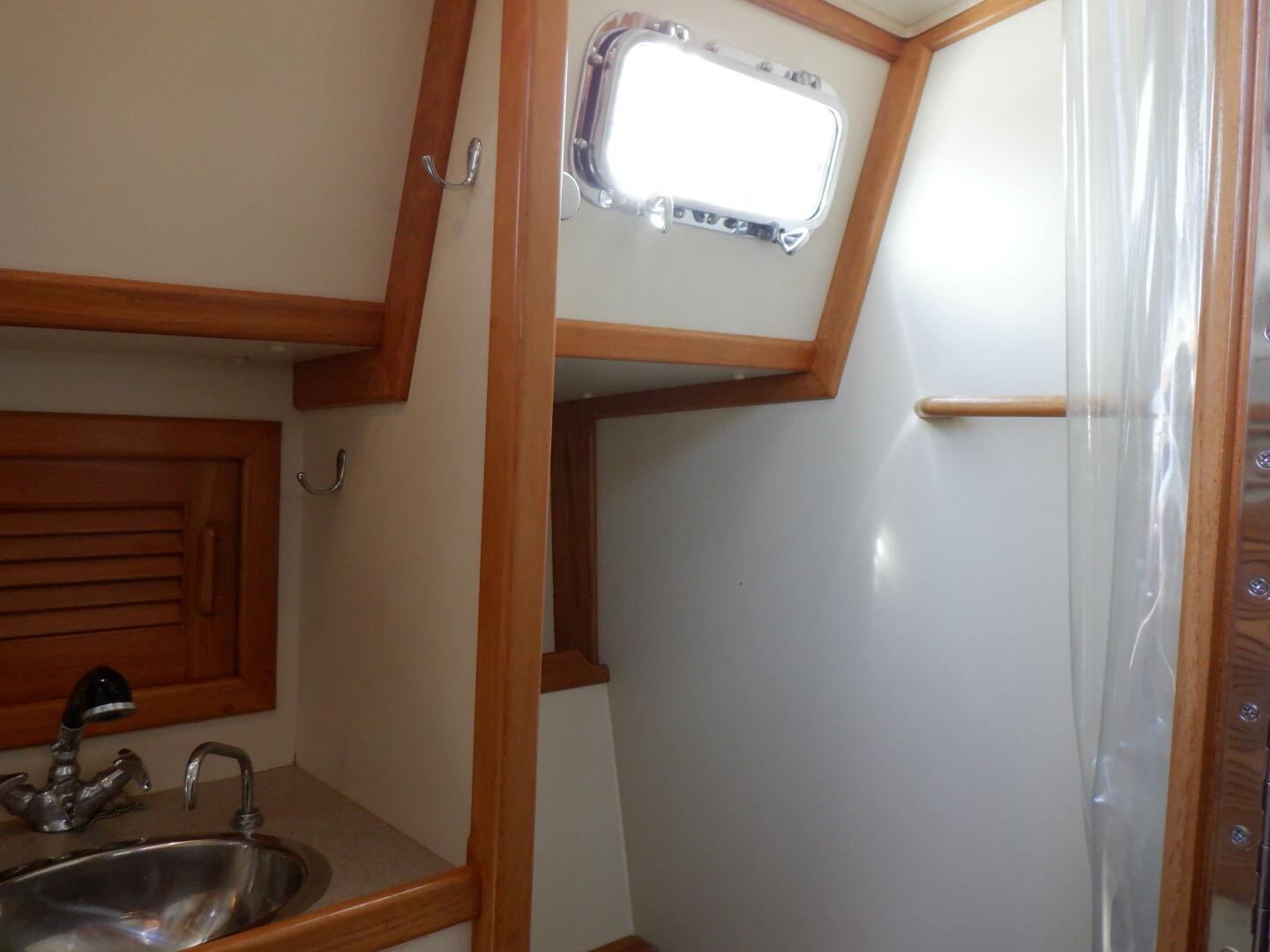 Slide: The Image of Pacific Seacraft 40 1998 - 5366538