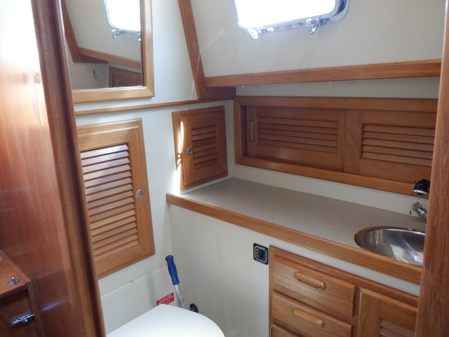 Slide: The Image of Pacific Seacraft 40 1998 - 5366539