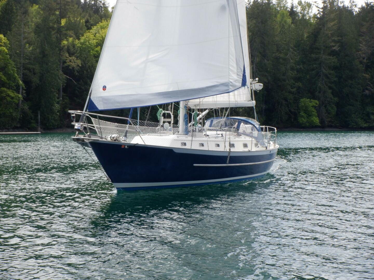 Slide: The Image of Pacific Seacraft 40 1998 - 5366543