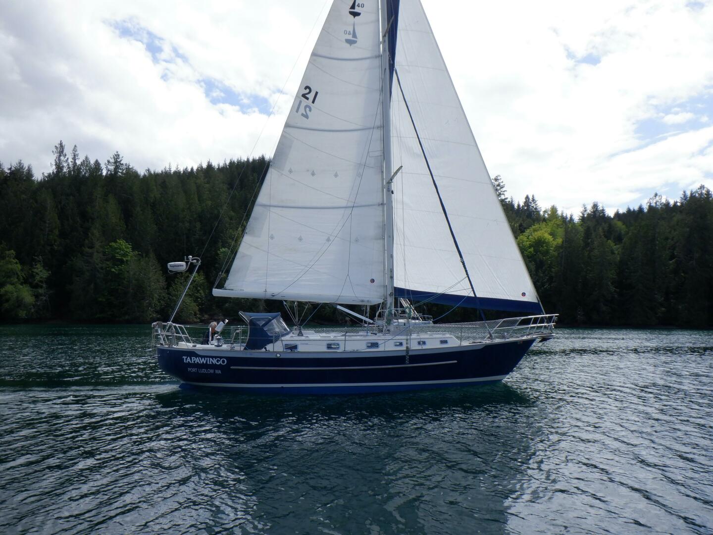Slide: The Image of Pacific Seacraft 40 1998 - 5366544