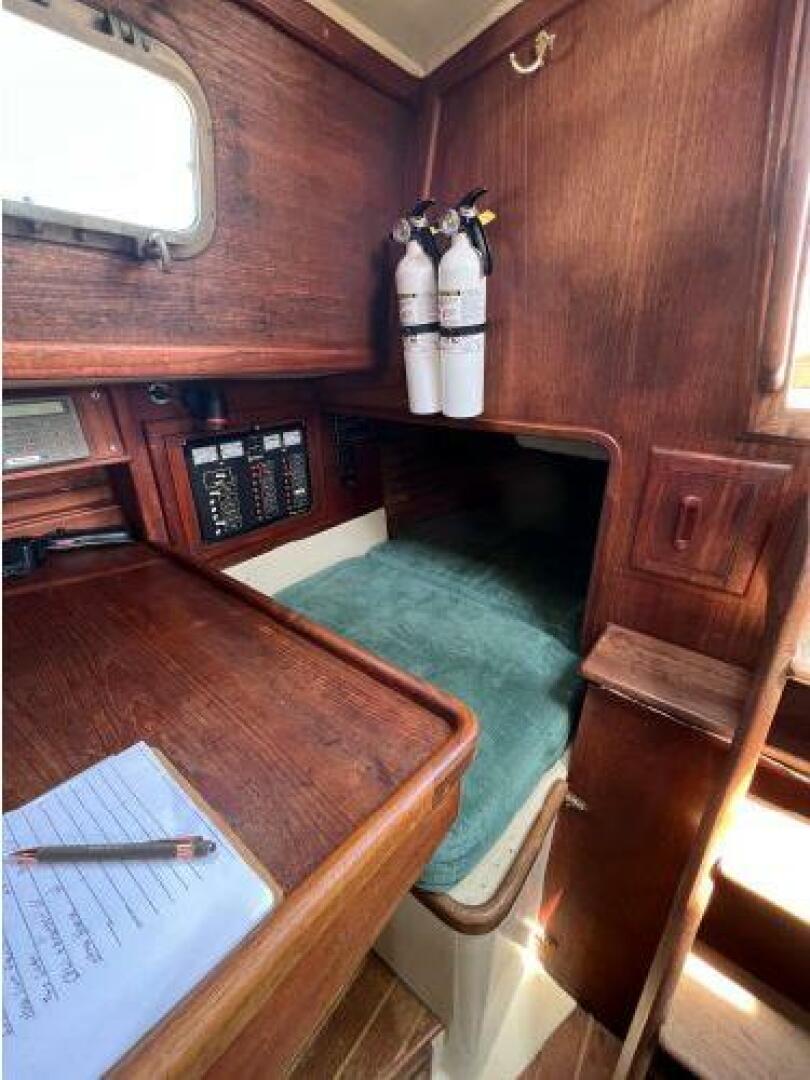Slide: The Image of Pacific Seacraft Crealock 1990 - 3739246