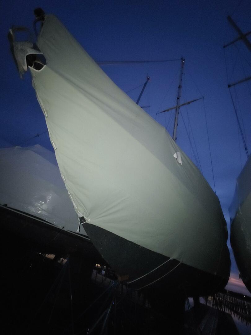 Slide: The Image of Pacific Seacraft Crealock 37 1985 - 4903367