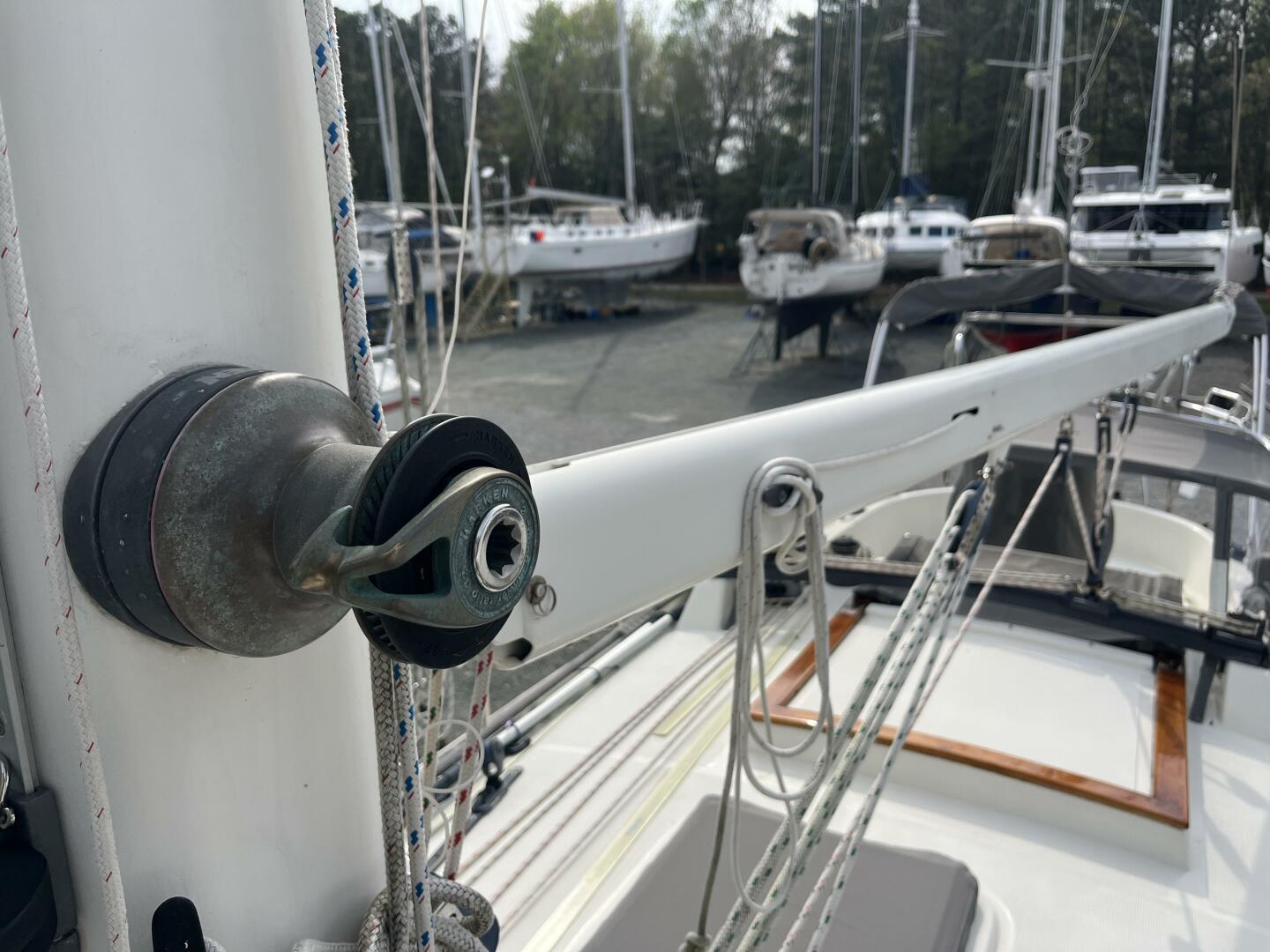 Slide: The Image of Pacific Seacraft Crealock 37 2001 - 5231949