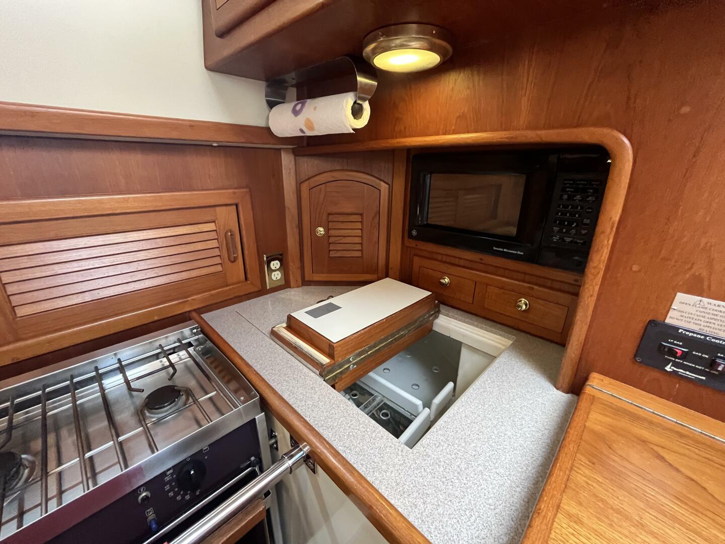 Slide: The Image of Pacific Seacraft Crealock 37 2001 - 5235970