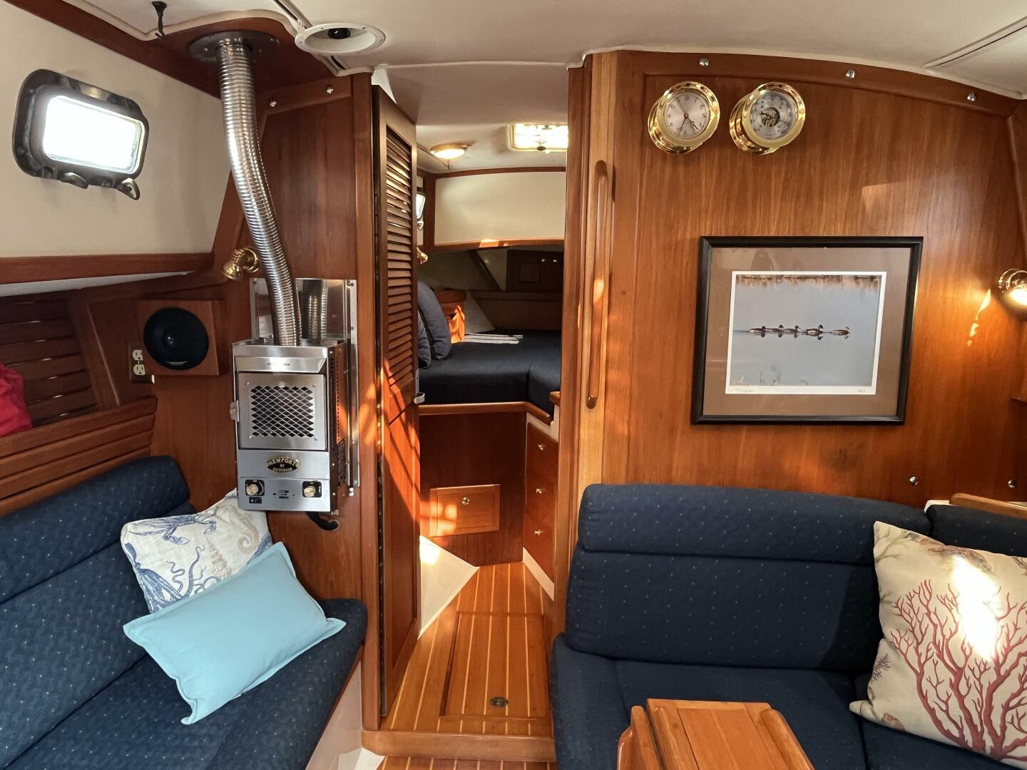Slide: The Image of Pacific Seacraft Crealock 37 2001 - 5235976