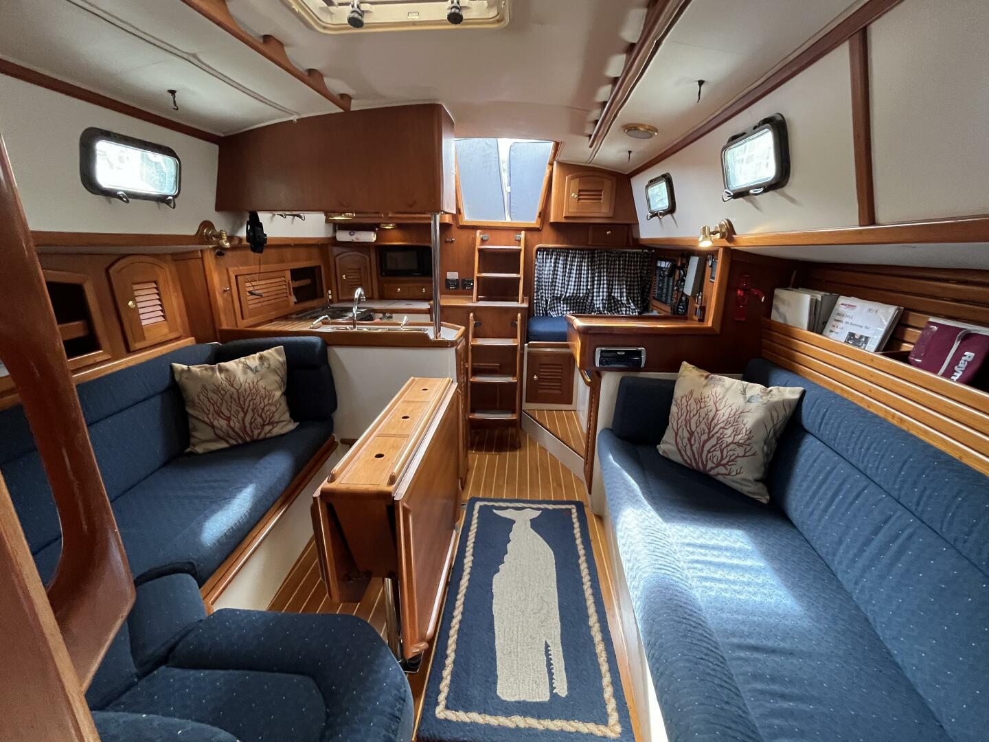 Slide: The Image of Pacific Seacraft Crealock 37 2001 - 5236352