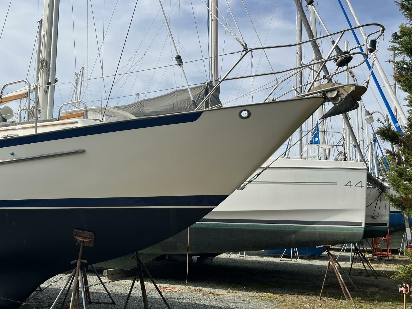 Slide: The Image of Pacific Seacraft Crealock 37 2001 - 5231942