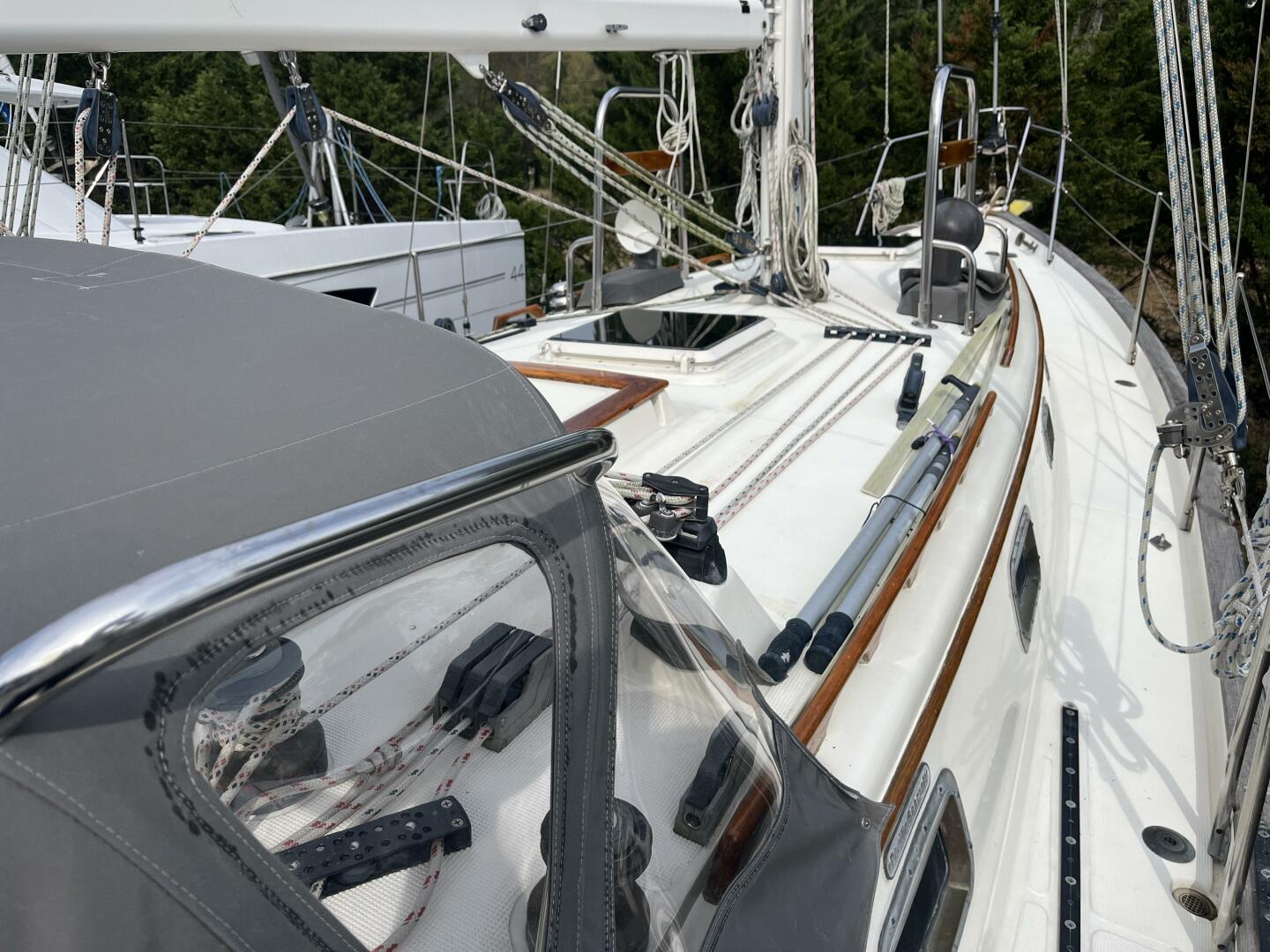 Slide: The Image of Pacific Seacraft Crealock 37 2001 - 5231950
