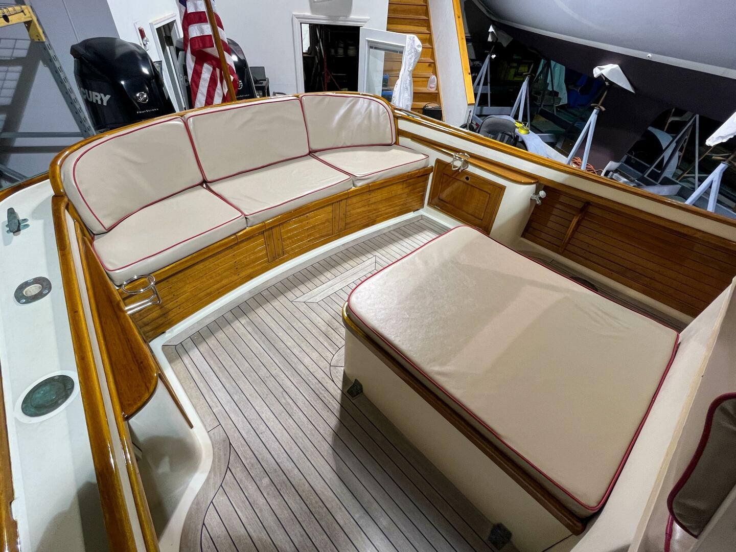 Slide: The Image of Padebco V27 Center Console 2003 - 4242380