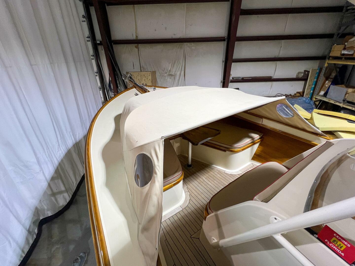 Slide: The Image of Padebco V27 Center Console 2003 - 4242377