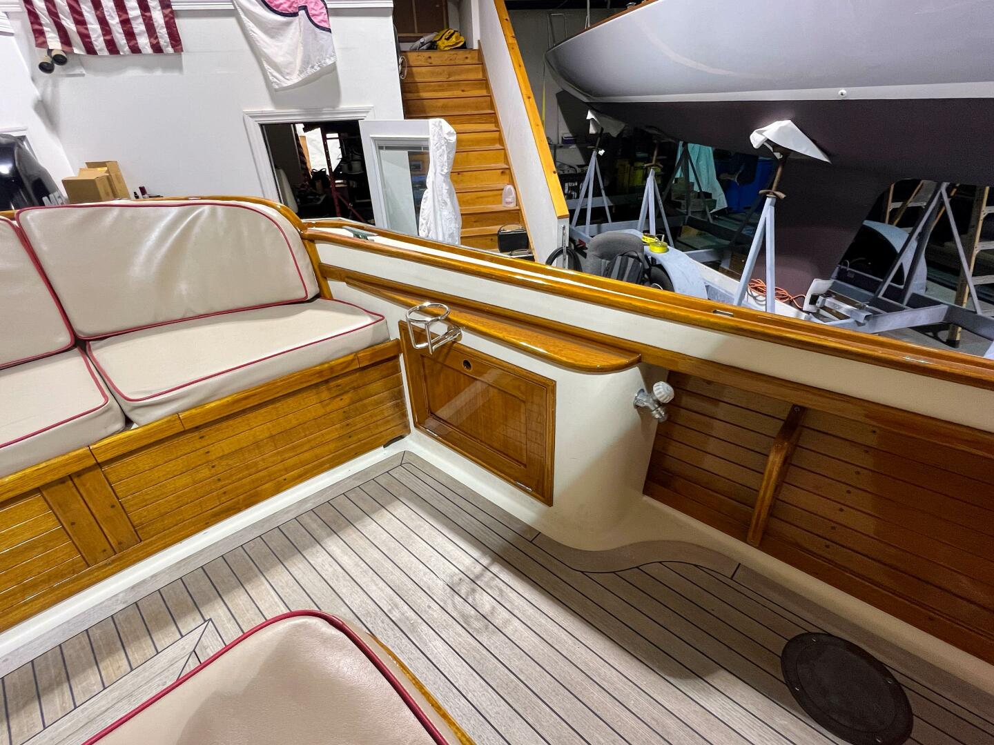 Slide: The Image of Padebco V27 Center Console 2003 - 4242402