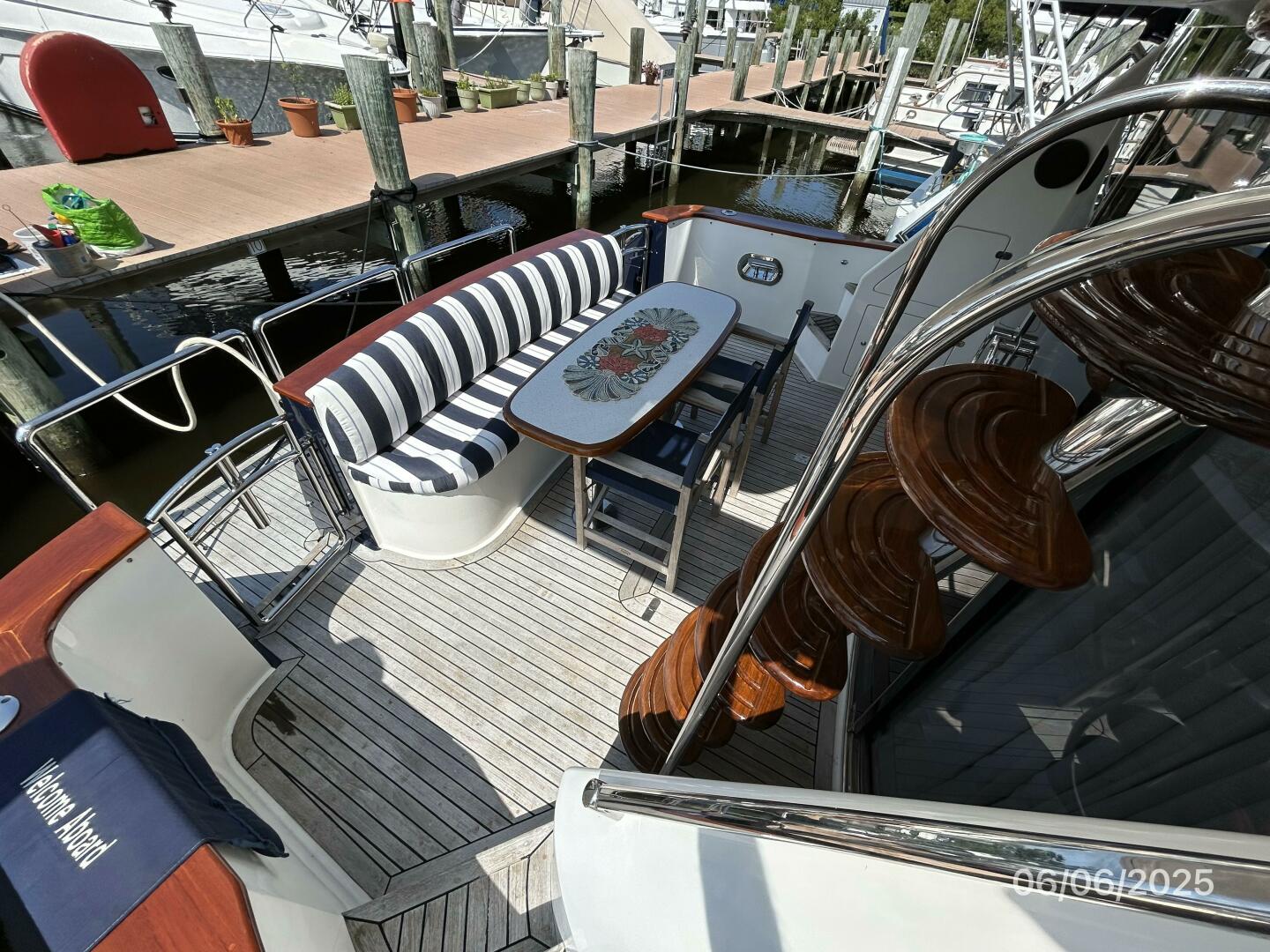 Slide: The Image of 54' Pama aftdeck2 - 5404220