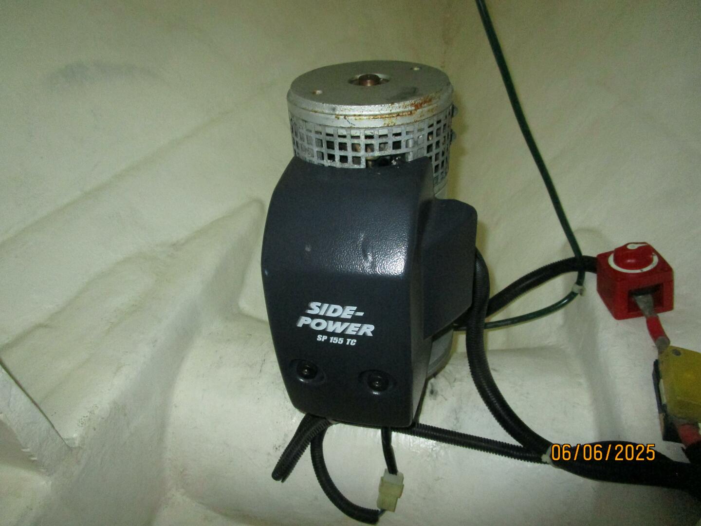 Slide: The Image of 54' Pama bowthruster - 5404230