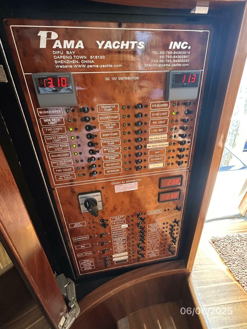 Slide: The Image of 54' Pama electrical panel - 5404233
